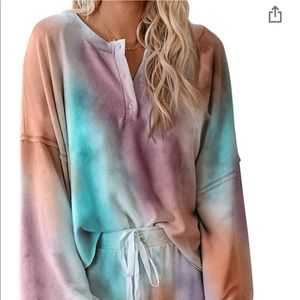 Tie Dye loungewear set long sleeve top & shorts